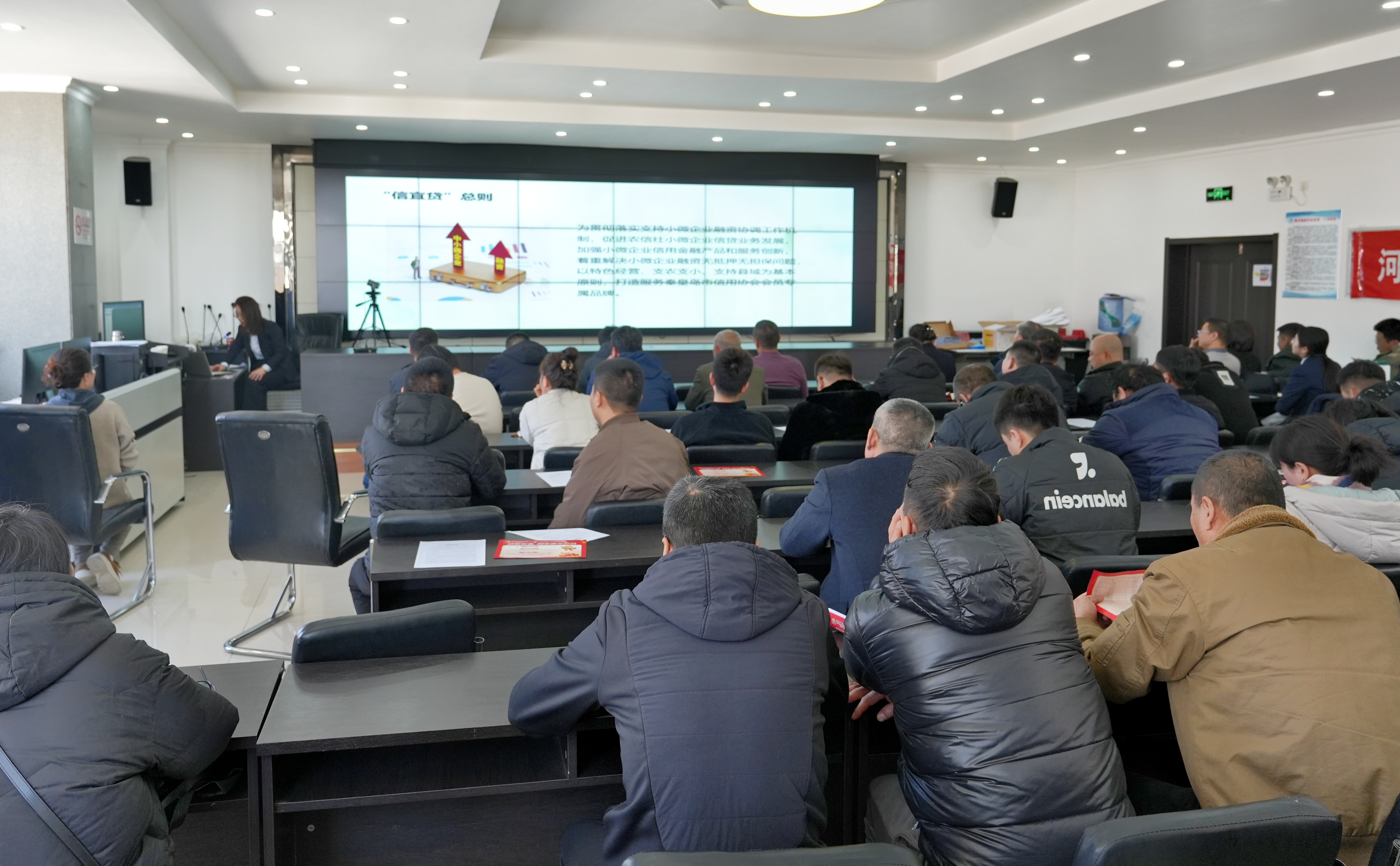 dcb1287f3d040c5e9eb5eaf09e1a7088